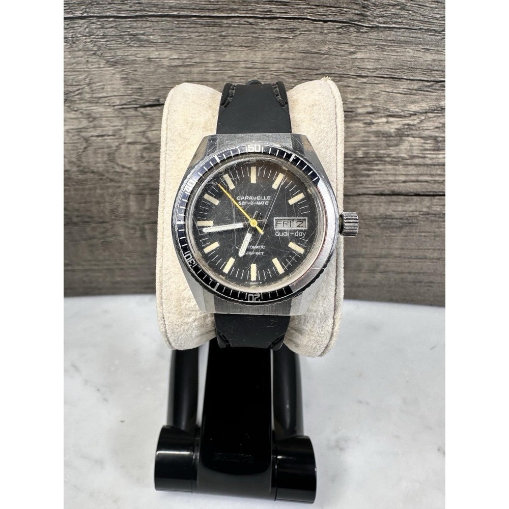Caravelle Set-O-Matic Automatic Day/Date 666 ft Diver Watch - Runs‎